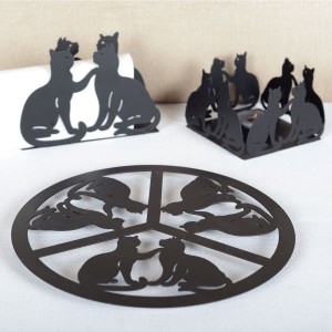 Elegante Zwarte Katten Onderzetter / Decoratieve Schaal – Ø 21 cm – Metaal Design