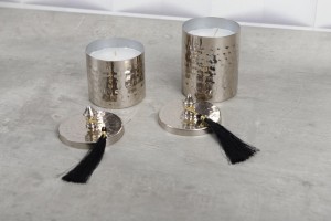 Roos Geurkaars in Gehamerd Chroom Doosje – 8 x 10 cm – Luxe en Elegant Design